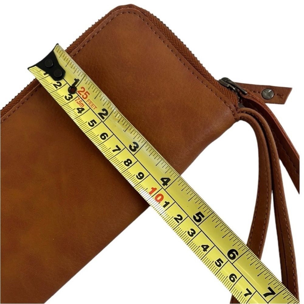 Free People Zip Around Vegan Leather Wristlet Wallet Brown Like New - Picture 5 of 7